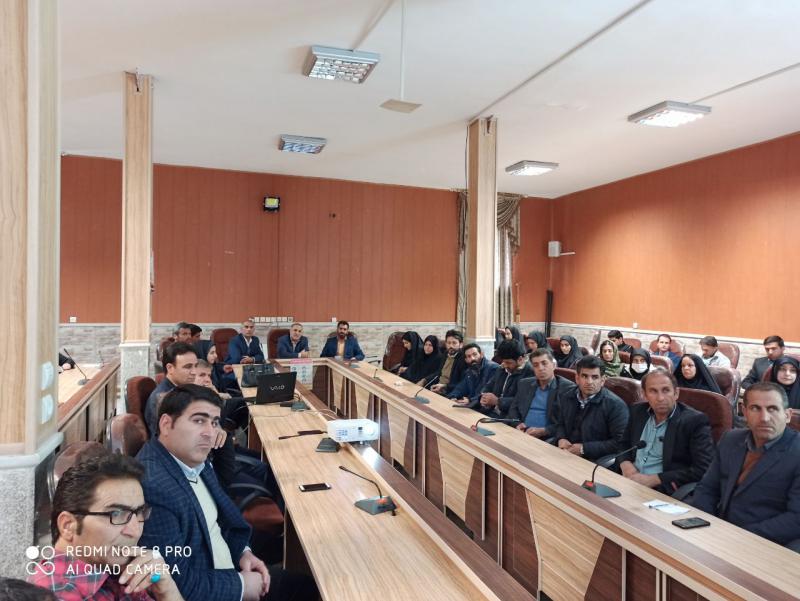 کلاس آموزشی هیات اجرائی در یازدهمین دوره انتخابات مجلس اسلامی در سرپل ذهاب برگزار شد