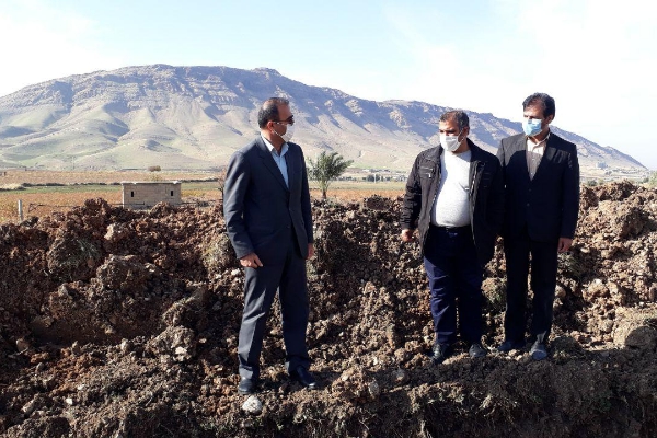 بازدید فرماندار سرپلذهاب از روند پروژه انتقال خطوط گازرسانی به مناطق روستایی شهرستان