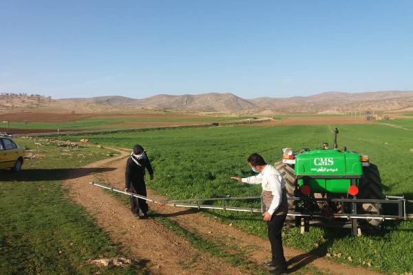 مشاوره های علمی و آموزش کشاورزان توسط بسیج مهندسین کشاورزی اسلام آبادغرب