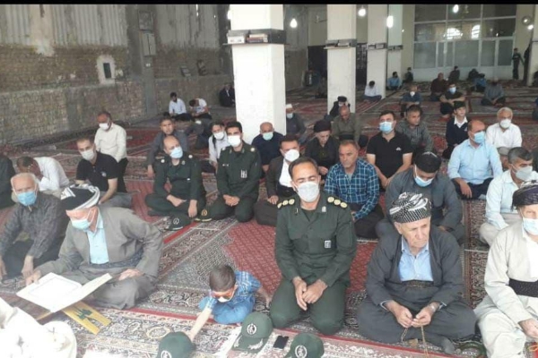 سخنرانی فرماندهی سپاه ناحیه سرپل‌ذهاب در مسجد قادر الحسینی شهرستان
