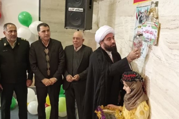 زنگ انقلاب در مدارس شهرستان سرپلذهاب به صدا درآمد