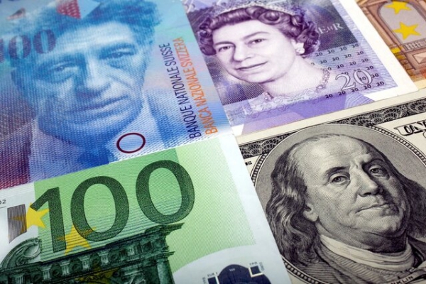 یورو و پوند ریخت