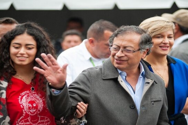 کلمبیا اولین رئیس جمهور چپگرای تاریخ خود را برگزید؛ "گوستاوو پترو" پیروز انتخابات شد