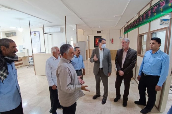 بازدید سرزده فرماندار سرپل ذهاب از ادارات شهرستان