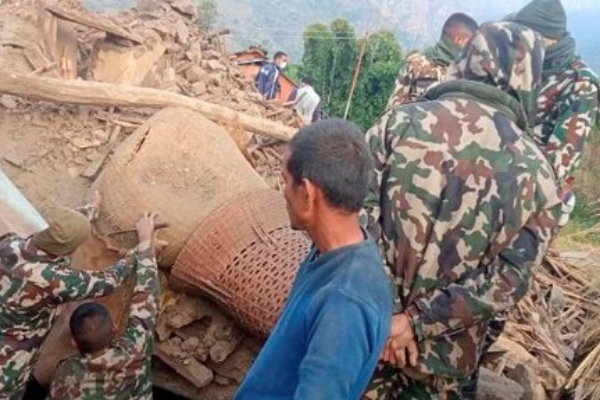 زلزله در نپال قربانی گرفت