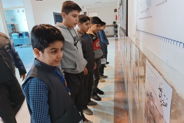 برپایی نمایشگاه عکس و پوستر به مناسبت چهارمین سالگرد شهید حاج قاسم سلیمانی در سرپل ذهاب