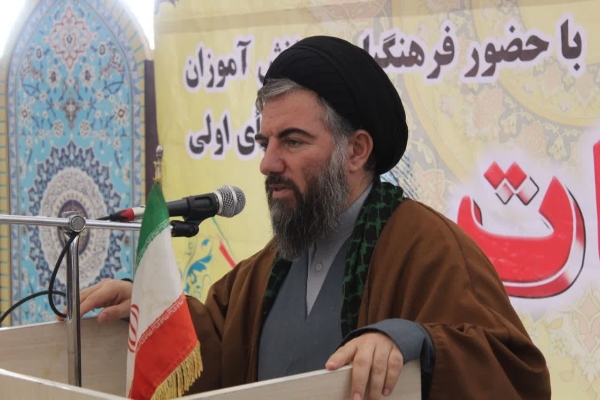 جشن‌تکلیف‌سیاسی برای دختران رأی اولی‌ شهرستان سرپل‌ذهاب برگزار شد