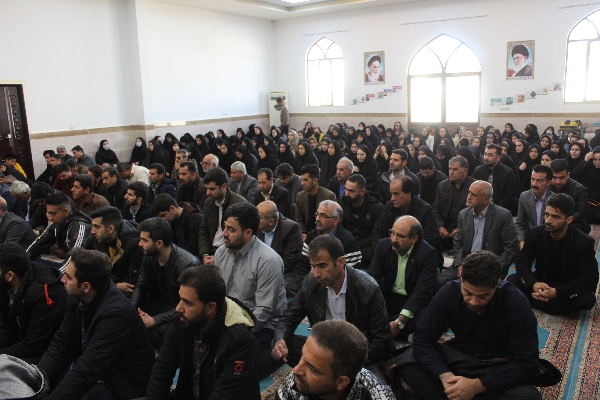 جلسه توجیهی آموزشی عوامل شعب اخذ رأی شهرستان سرپل ذهاب با حضور امام جمعه و فرماندار سرپل ذهاب برگزار شد.