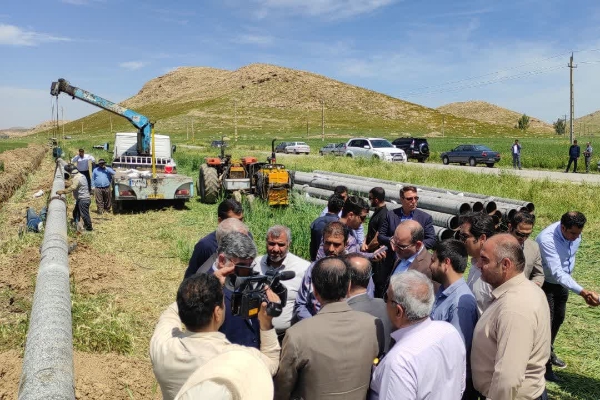 بازدید مسئولین از پروژه های گازرسانی به مناطق روستایی شهرستان