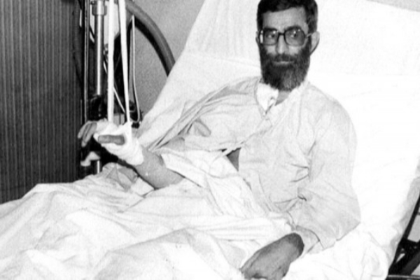 امام خامنه‌ای ذخیره الهی برای امتداد انقلاب اسلامی