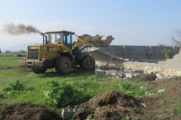 قلع و قمع 245 مورد از ساخت و سازهای غیرمجاز در اراضی کشاورزی کرمانشاه
