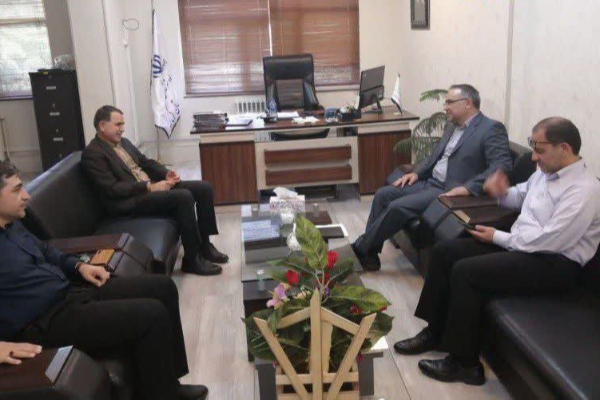دیدار فرماندار سرپل ذهاب با مدیر کل اداره راه و شهرسازی استان کرمانشاه