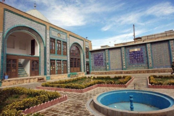 «تکیه معاون‌الملک» روایتگر فرهنگ، سنت و هنر است