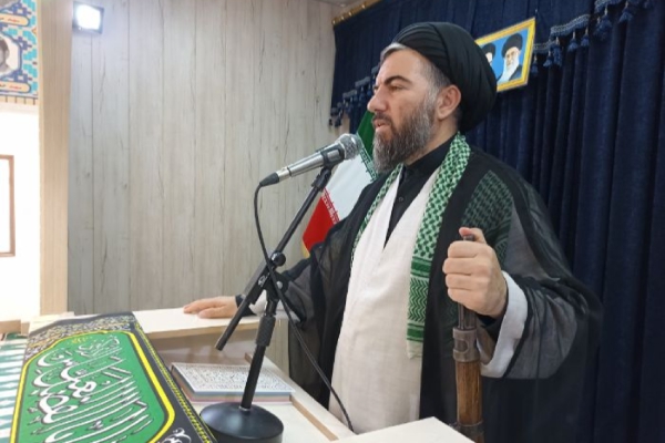 ماه محرم عالی ترین ظرفیت اصلاح جامعه و نشر معارف دینی است / اهانت به ساحت قرآن کریم یک دسیسه صهیونیستی برای منحرف کردن افکار عمومی از شرایط سرزمینهای اشغالی است