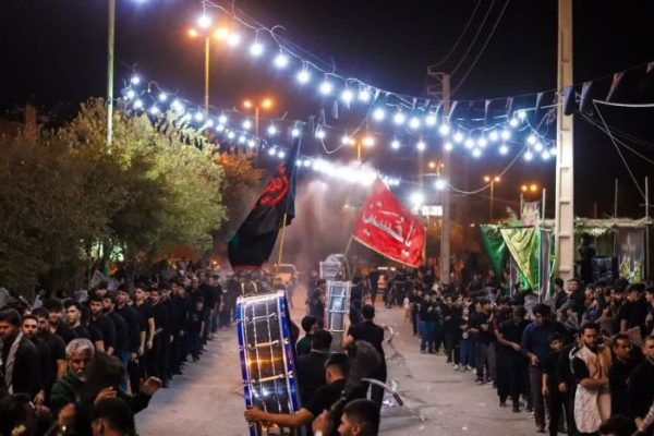 برگزاری مراسم عزاداری شب هشتم محرم سرپل‌ذهاب+تصویر