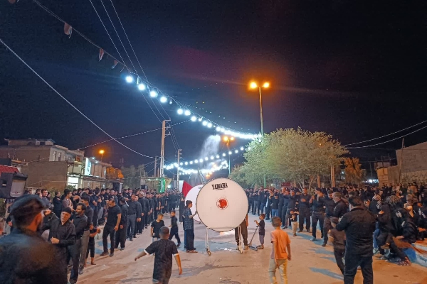 مراسم عزاداری شب عاشورای حسینی در شهرستان سرپل‌ذهاب برگزار شد