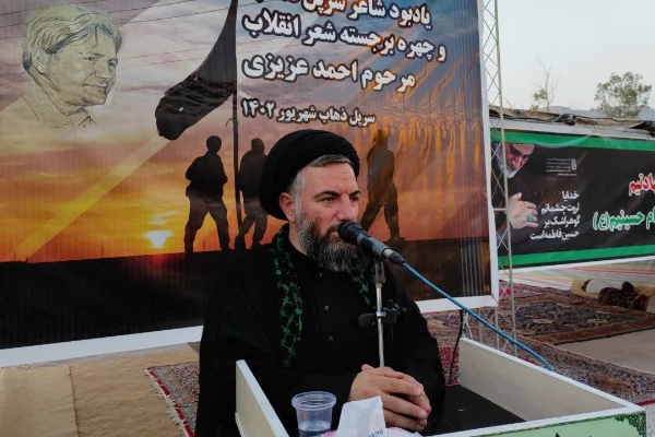 محفل شعر در مسیر حسین(ع) و گرامیداشت یادبود شاعر بزرگ آیینی کشور استاد احمد عزیزی در سرپل ذهاب برگزار شد