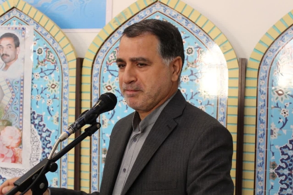 فرماندار و مسئولین ادارات و دستگاه‌های دولتی سرپل‌ذهاب با امام‌جمعه شهرستان دیدار کردند