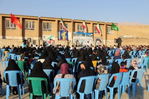 یادواره ۱۰ تن از شهدای روستای امامیه علیاء در شهرستان سرپل ذهاب برگزار شد