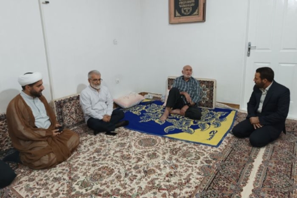 دیدار مسئولین شهرستان سرپلذهاب با خانواده شهیدان همتی/دیدار با خانواده معظم شهدا ادای دین به مقام والای شهداست