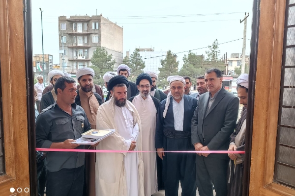 افتتاح نمایشگاه عکس اقتصاد مقاومتی در سرپل‌ذهاب