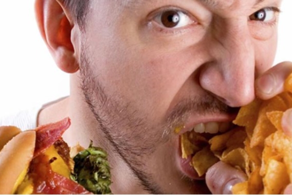 پرخوری و بی‌اشتهایی عصبی را چگونه درمان کنیم؟