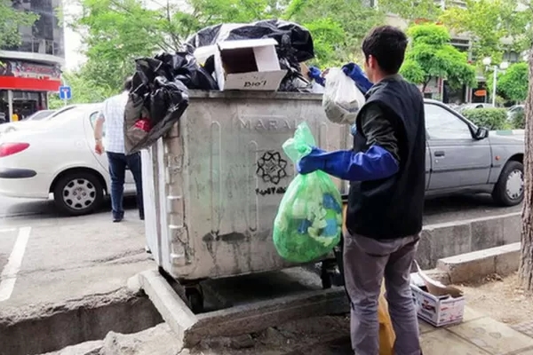 تابلو پُرتکرار زباله‌گردی در قاب دیدگان شهروندان