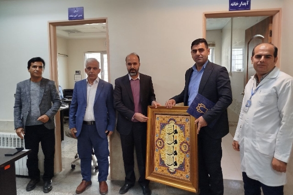 آیین معارفه مدیر جدید بیمارستان شهدا سرپل ذهاب برگزار گردید.