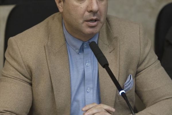 درصدد ارتقای جایگاه تنیس خاکی کرمانشاه هستیم