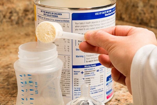 تولید ۲۰ هزار تن شیرخشک در ماه