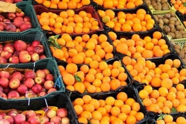 ذخیره‌سازی ۸۵۰ تن میوه عید برای کرمانشاه