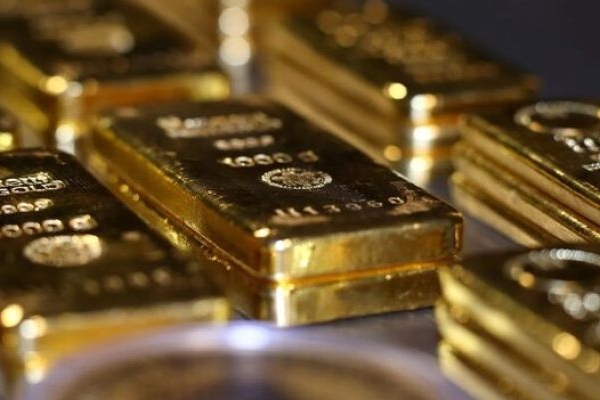 کاهش قیمت طلا و نوسانات بازار