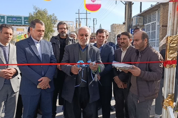 آیین بهره برداری از طرح‌های عمرانی در روستای حبیب وند در سرپل‌ذهاب با اعتباری بیش از ۳ میلیارد تومان