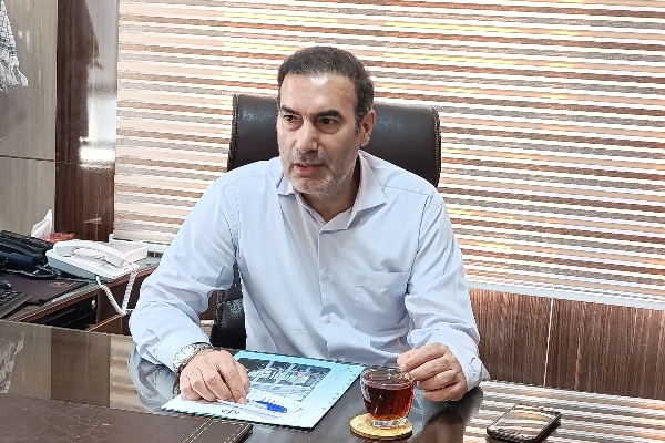 اولین نشست فرماندار جدید شهرستان سرپلذهاب با کارکنان فرمانداری