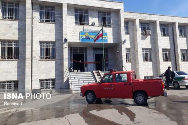 مهار آتش‌سوزی مدرسه کار و دانش دخترانه باهنر زنجان