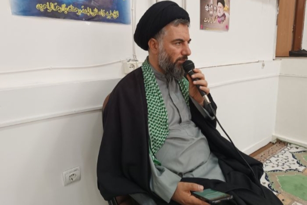 برگزاری مراسم سوگواری و زیارت عاشورا به مناسبت شهادت خادم الرضا (ع) ریاست جمهور و هیئت همراه در فرمانداری سرپل ذهاب