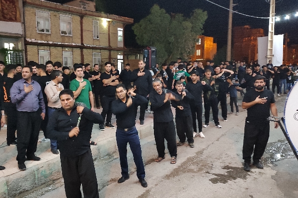 برگزاری مراسم عزاداری شب دوم ماه محرم در شهرستان سرپلذهاب از دریچه دوربین