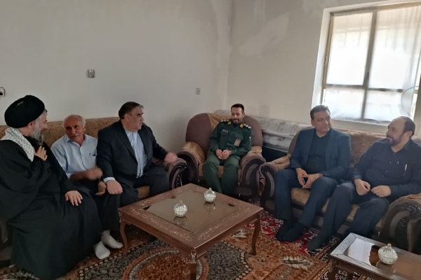 دیدار با خانواده‌های معزز شهدا در شهرستان سرپل‌ذهاب