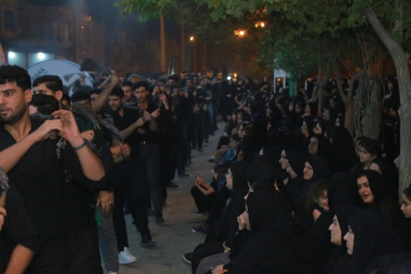 مراسم عزاداری شب هشتم محرم در سرپلذهاب