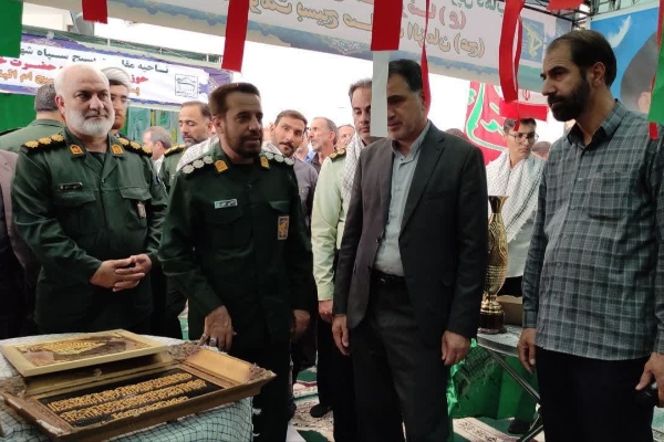 نمایشگاه “اسوه ناحیه ای” پایگاه های مقاومت بسیج شهرستان سرپل‌ذهاب گشایش یافت