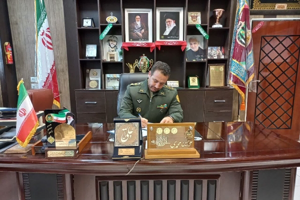 دفاع مقدس گنجینه با ارزشی از ایثار و رشادت ملت بزرگ ایران اسلامی است / تشریح برنامه های گرامیداشت هفته دفاع مقدس تیپ ۷۱ ارتش در شهرستان