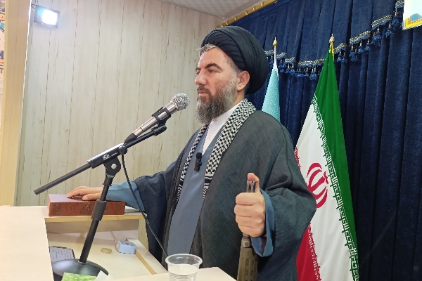 امام جمعه شهرستان سرپل ذهاب :حیات آمریکا در غرب آسیا وابسته به بقای رژیم صهیونیستی است / ۱۳ آبان نماد استکبار ستیزی ملت بزرگ ایران است