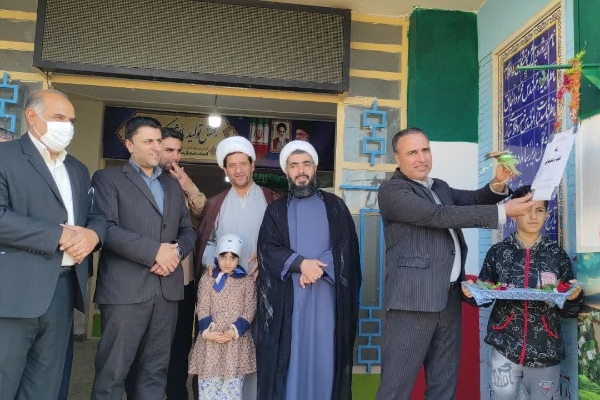 زنگ هفته کتاب و کتابخوانی در مدارس سرپل‌ذهاب به صدا درآمد