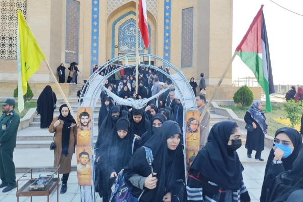 اولین گروه از راهیان نور دانش‌آموزی سرپل‌ذهاب به مناطق عملیاتی غرب اعزام شدند