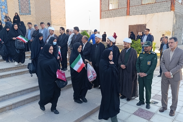 دانش‌آموزان سرپل ذهابی عازم مناطق جنگی پاوه شدند