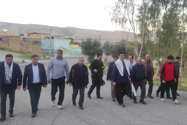 عطر افشانی و تجدید بیعت با شهدای گمنام در شهرستان سرپل‌ذهاب به مناسبت هفته بسیج