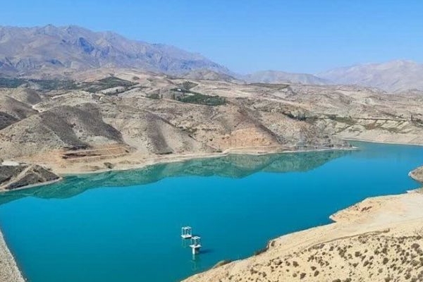 وضعیت منابع آبی در کرمانشاه بحرانی است