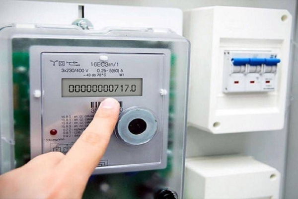 مدیرعامل شرکت برق کرمانشاه: کنتور هوشمند برای مشترکان بدمصرف نصب می‌شود