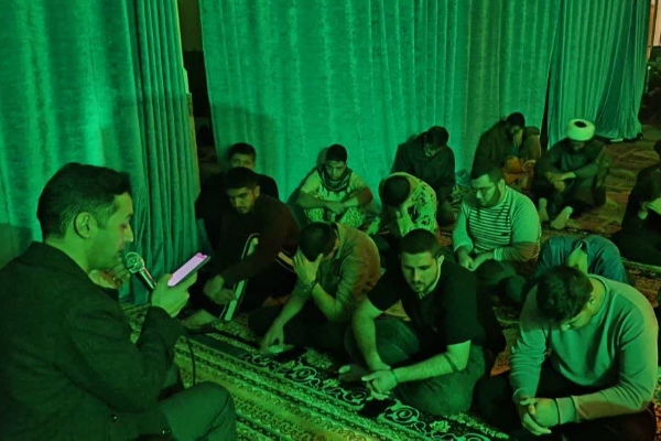 سوگواری شهادت حضرت زینب کبری (س) در جمع معتکفین سرپل‌ذهاب