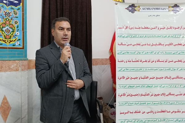 حضور فرماندار سرپل‌ذهاب در جمع معتکفین شهرستان